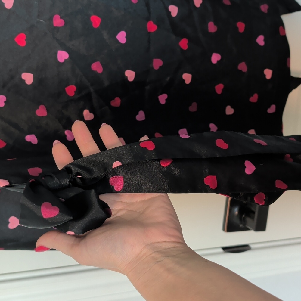 Victoria's Secret Heart Pattern Robe - Picture 5 of 5